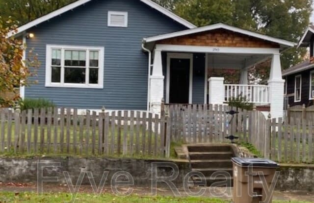 2543 Woodbine Ave - 2543 Woodbine Avenue, Knoxville, TN 37914