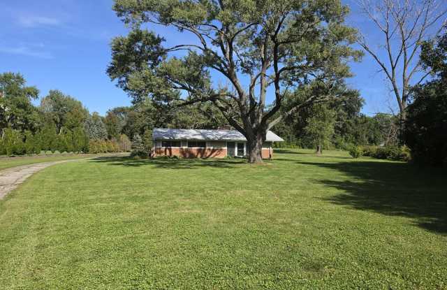 1070 Winwood Drive Gallery 2