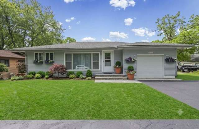 6777 Dandison Boulevard Gallery 1