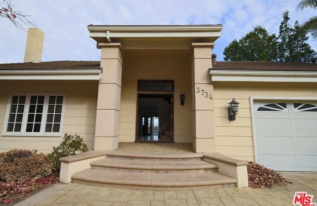 3734 Gleneagles Dr - 3734 Gleneagles Drive, Los Angeles, CA 91356