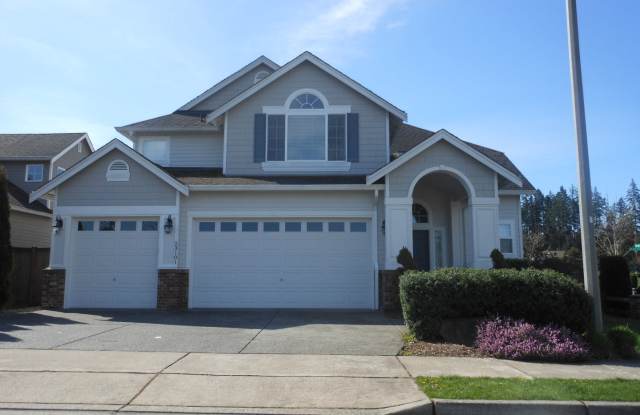 Maple Valley home, 4 bed Plus Den, 2.5 bath 3 car garage. Available August 10th, 2025! photos photos
