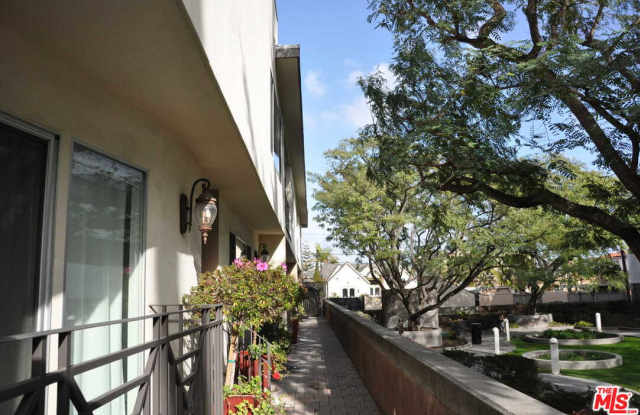 160 N Crescent Dr Gallery 2