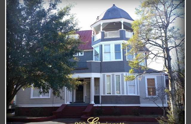 800 ABERCORN ST. - 800 Abercorn Street, Savannah, GA 31401