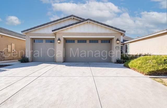 4 Bedroom/3 Bath Home with Office and Paid Solar - $3545 Per Month! photos photos