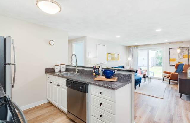 Cabot Crossing Apartments Gallery 4