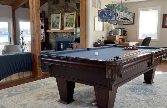 3737 Thomas Point Road Gallery 3