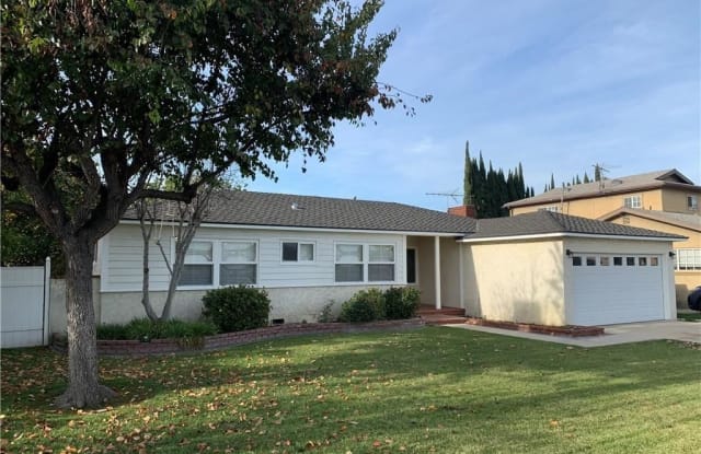 10435 Vultee Ave - 10435 Vultee Avenue, Downey, CA 90241