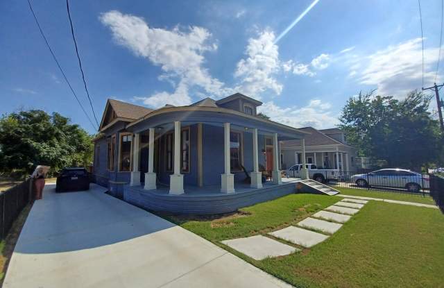 726 Dawson Street Gallery 3