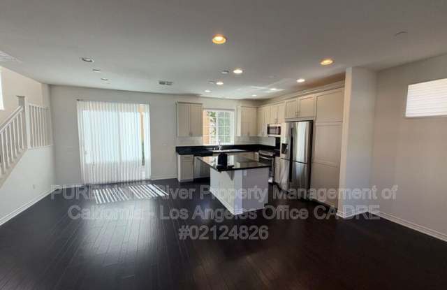 22754 Meyler Street Gallery 3