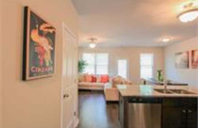 3288 Pennington Drive Gallery 4