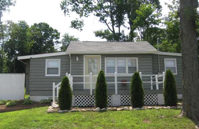 189 Candlewood Lake Rd photos photos