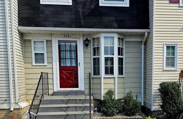 8564 SOUTHLAWN COURT - 8564 Southlawn Court, Fairfax County, VA 22309