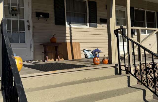 407 Boyle Street - 407 Boyle Street, Dunmore, PA 18512