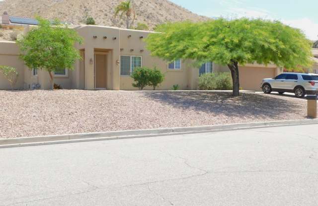 BIG, BEAUTIFUL 3 BED+LARGE BONUS ROOM 2.5 BATH HIGH UP IN DHS photos photos