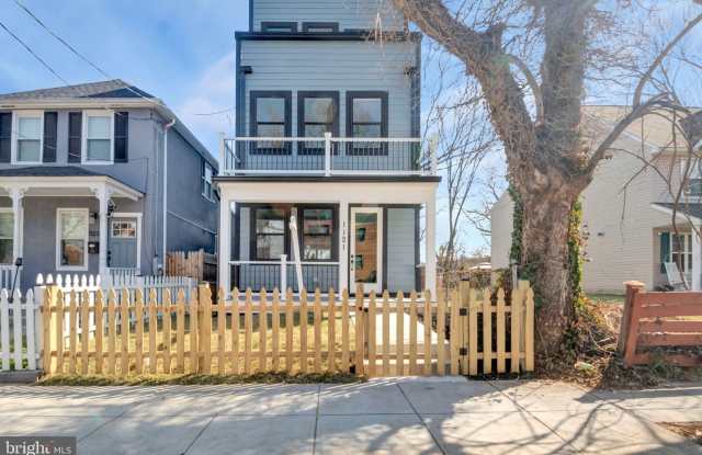 1121 48TH Place NE - 1121 48th Place Northeast, Washington, DC 20019