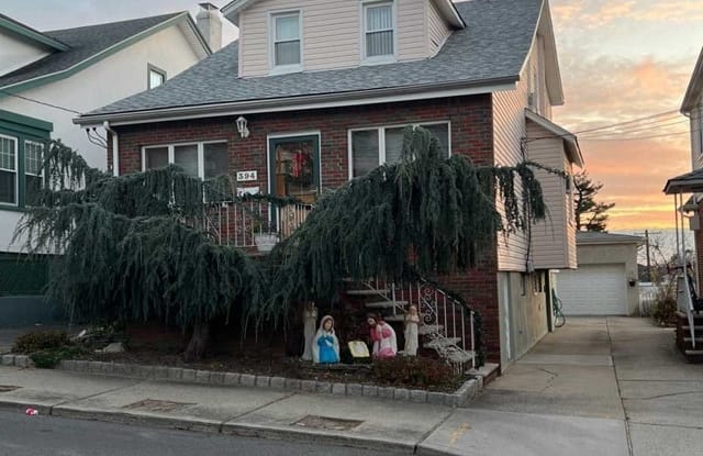 394 Mckinley Street - 394 McKinley Street, Fairview, NJ 07022