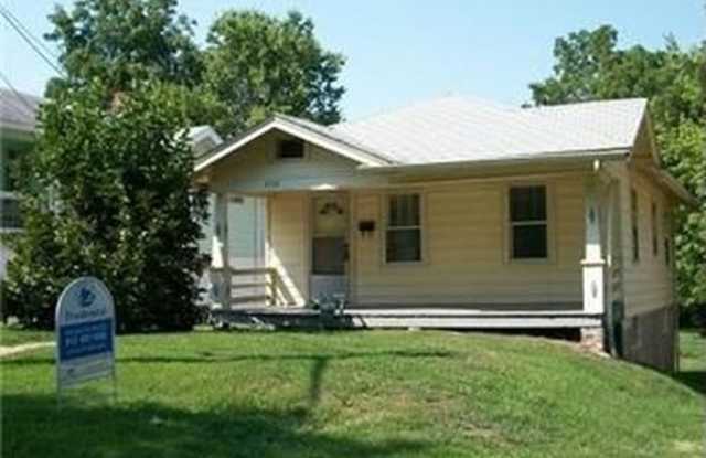 3238 Webster Ave photos photos