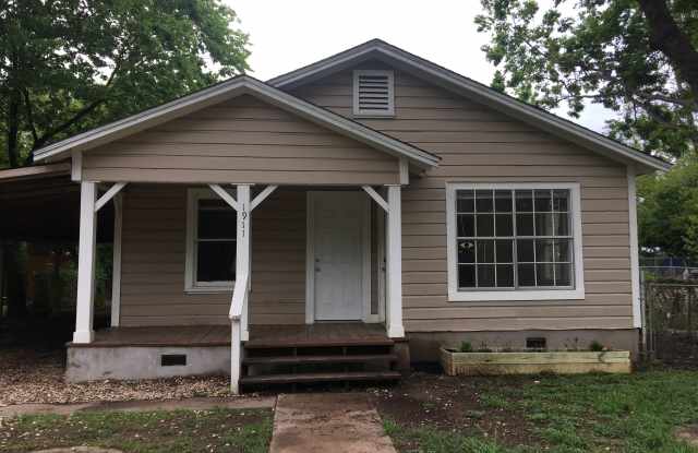 1911 Willow St - 1911 Willow Street, Austin, TX 78702