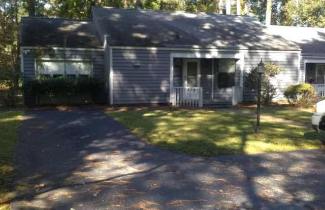 3132 Country Club Rd - located in the very desirable Trent Woods area! Gallery 1