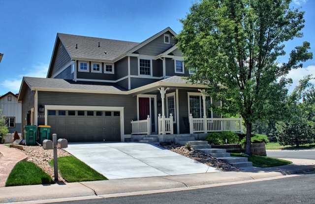 4 bed 2.5 bath home in the Meadows photos photos