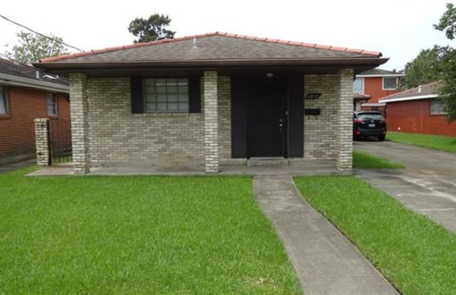 1212 N ARNOULT Street - 1212 North Arnoult Road, Metairie, LA 70001