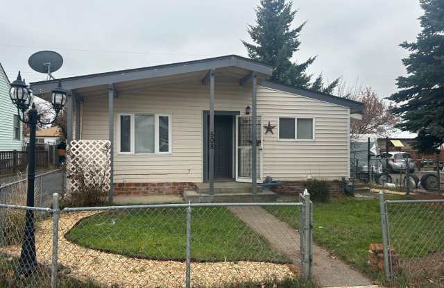 3 Bedroom/1 bath Home available now. photos photos