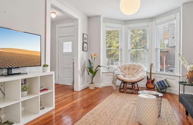 89 PROSPECT ST photos photos