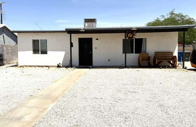 1425 S 9 AVE photos photos