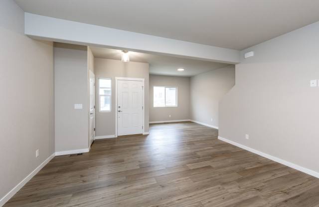 Brand-New Palomino Ranch Townhome | 3BR/2.5BA | 1,100 Sq Ft Basement | 2 Garages & Private Patio Gallery 3