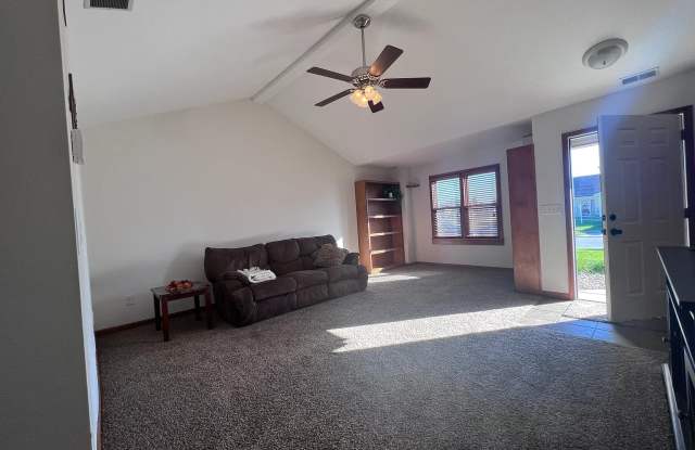 11229 Garden Way Gallery 2