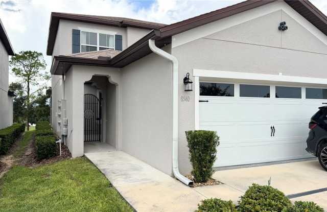 8540 MAGNIFICENT Lane Gallery 3