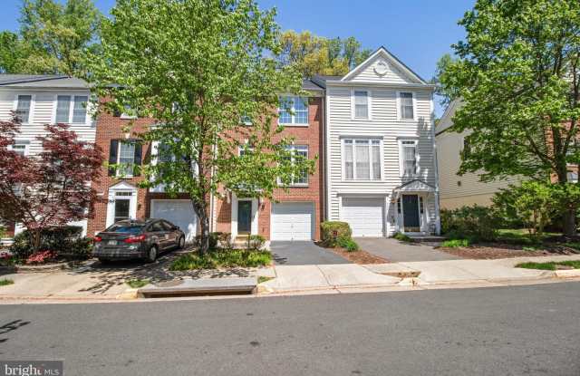 4037 FAIRFAX CENTER HUNT TRL Gallery 1
