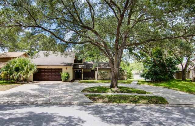 849 HILLSIDE DRIVE Gallery 2