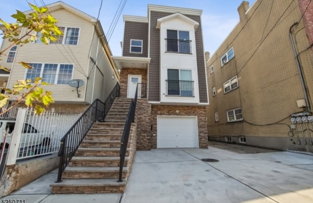 531 Livingston St - 531 Livingston Street, Elizabeth, NJ 07206
