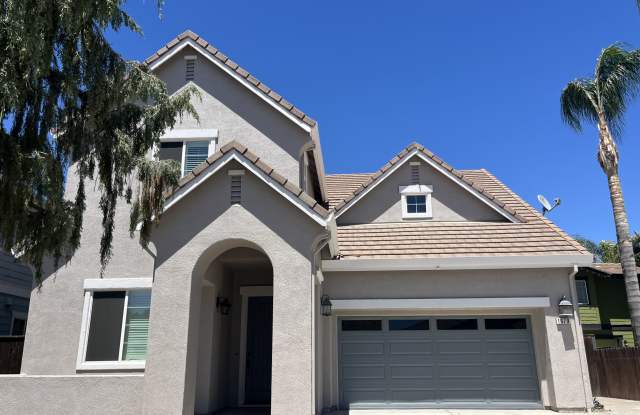1679 Whispering Wind Drive Gallery 2