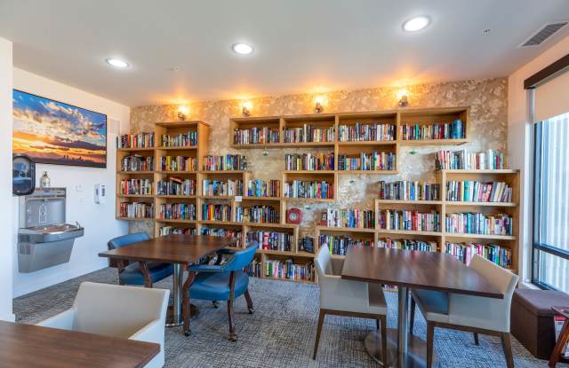 Overture Central Park - Senior Housing Gallery 4
