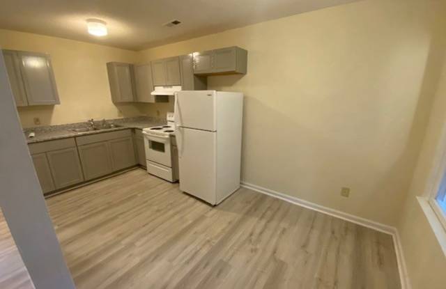 2485 Michelle Drive - Triplex Gallery 3