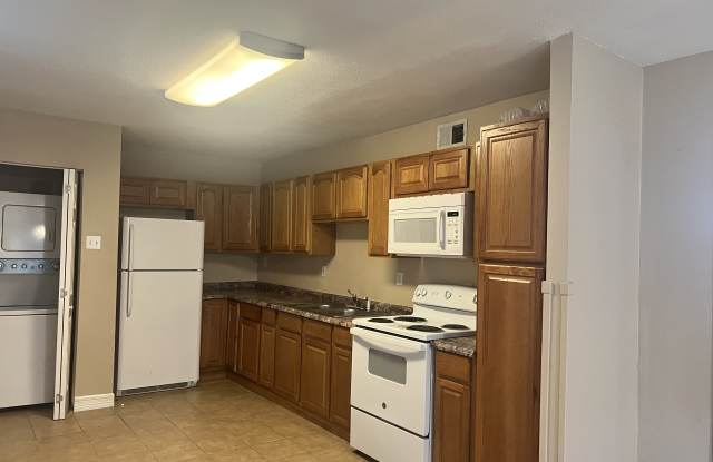 2110 Willow Street photos photos