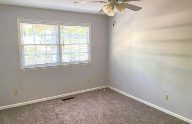 3215 Cyanne Gallery 4