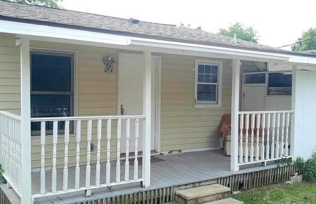 1018 N F St photos photos