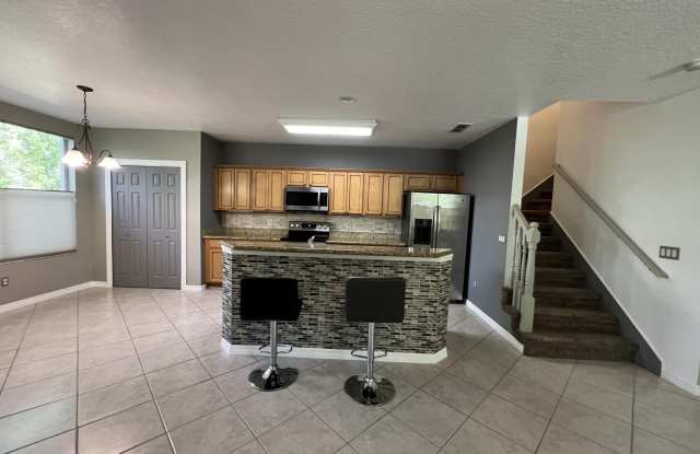 100 Grey Widgeon Court Gallery 3