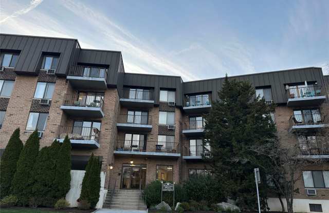 560 Halstead Avenue photos photos