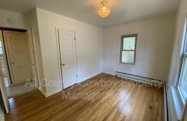 1020 S. 11th St. Gallery 4