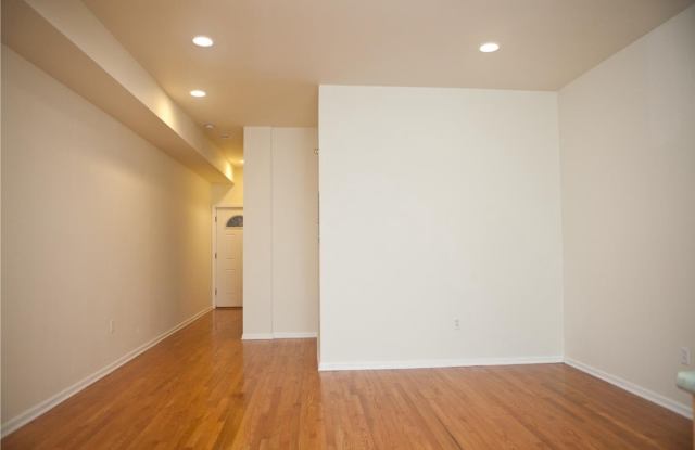 1531 POPLAR Street Gallery 3