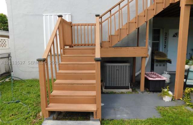 2216 SW 60th Ct Gallery 3