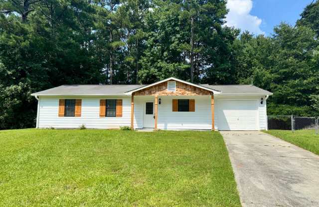 Updated 3 Bed/2 Bath Ranch Home on Quiet, Partially Wooded, Cul-de-Sac Lot! photos photos
