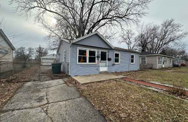 3340 Kenwood Street photos photos