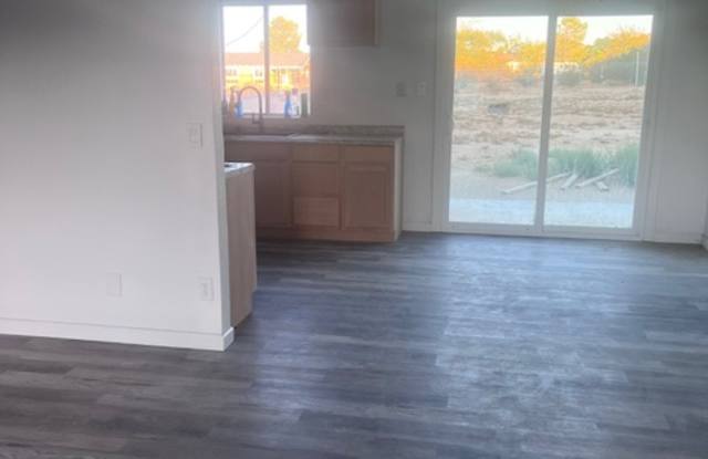 40054 Ridgemist Street - 40054 Ridgemist Street, Lake Los Angeles, CA 93591