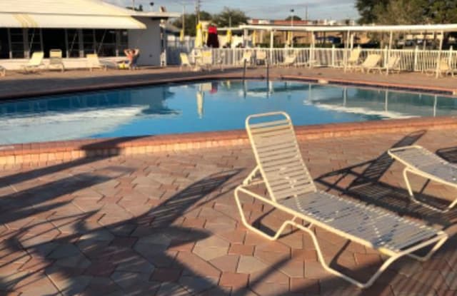 7134 Mt Essex drive - 7134 Mount Essex Drive Northeast, St. Petersburg, FL 33702