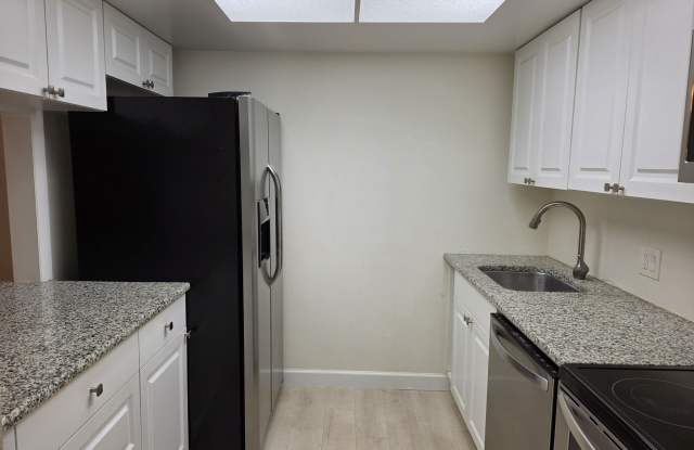 6006 1st Avenue South - 1Unit 16 Gallery 3